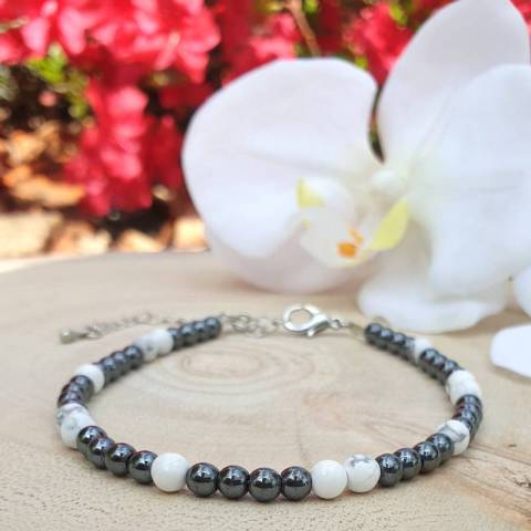 Bracelet de cheville hmatite et howlite - pierres naturelles 4mm