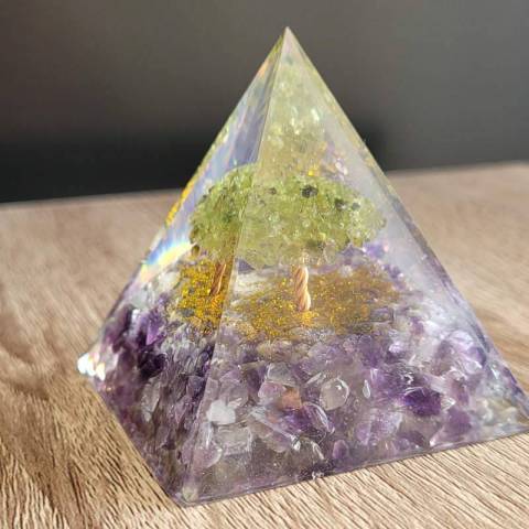 Orgonite arbre pridot et amthyste